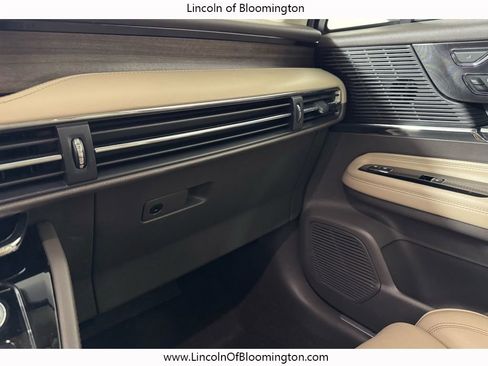 Used 2022 Lincoln Corsair Reserve w/ Equipment Group 201A image 45