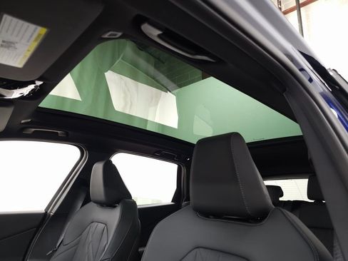 New 2026 BMW X3 xDrive30i w/ Premium Package AWD/4WD image 12