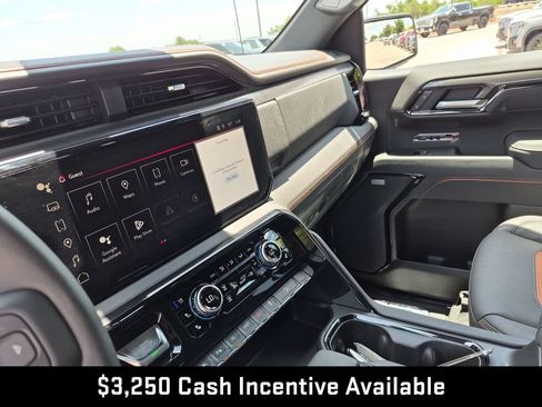 New 2026 GMC Sierra 1500 AT4 w/ AT4 Premium Package AWD/4WD image 29