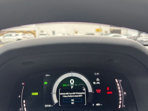 Used 2025 Toyota Camry LE image 39