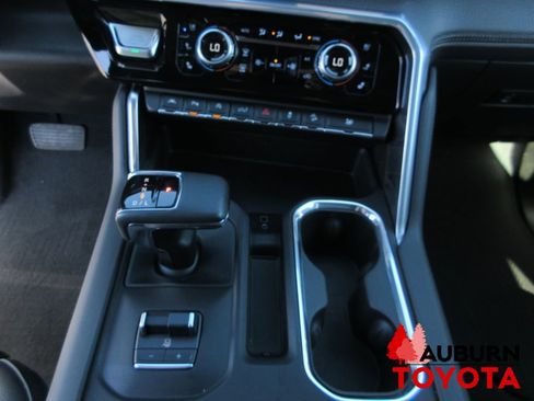 Used 2022 GMC Sierra 1500 Denali AWD/4WD image 43