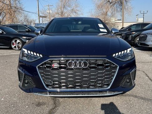 Used 2023 Audi S4 Premium w/ Convenience Package image 2
