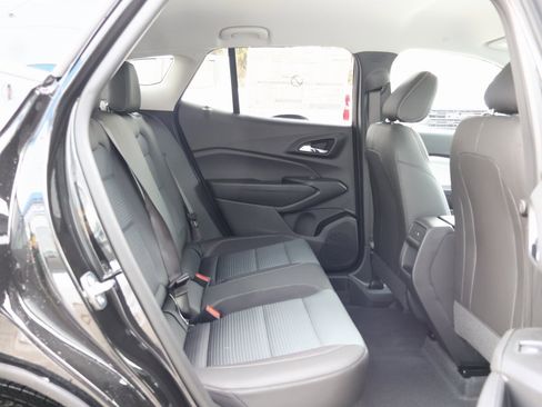 New 2026 Chevrolet Trax LT image 29