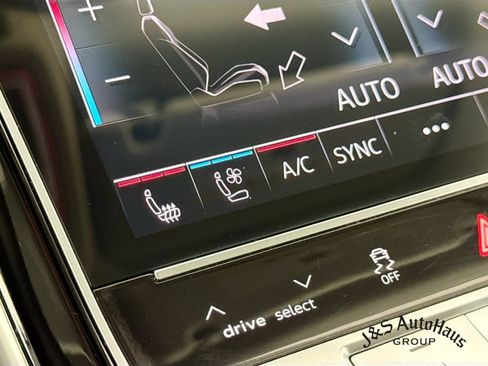 Used 2023 Audi A8 L 3.0T w/ Executive Package AWD/4WD image 27