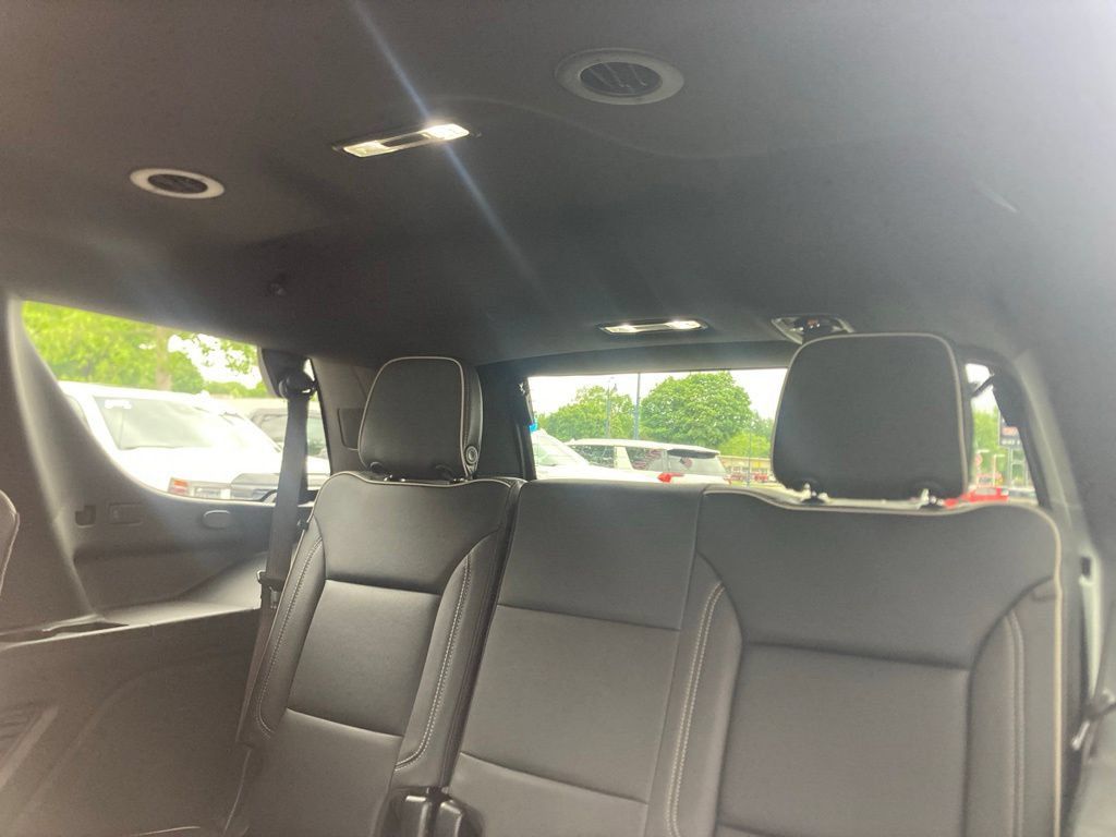 Certified 2025 GMC Yukon Elevation AWD/4WD image 18