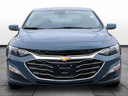 Used 2024 Chevrolet Malibu LT image 3