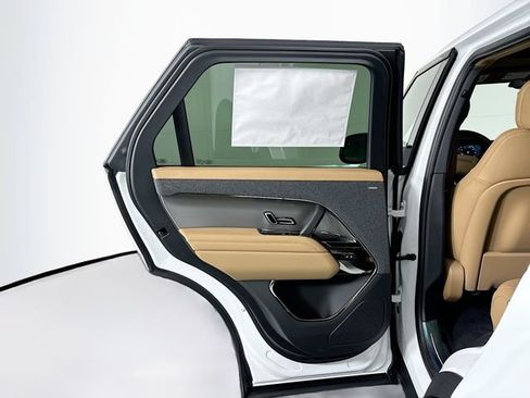 New 2026 Land Rover Range Rover Sport SE AWD/4WD image 22