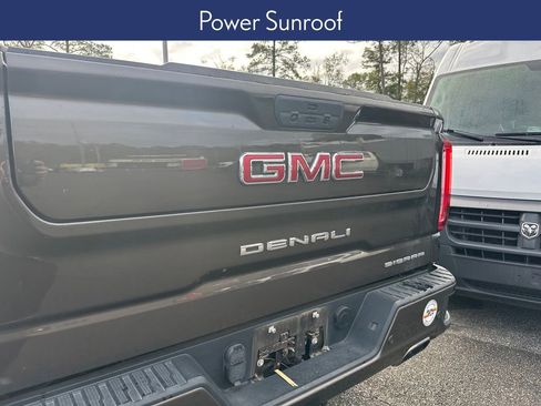 Used 2019 GMC Sierra 1500 Denali w/ Denali Ultimate Package image 14