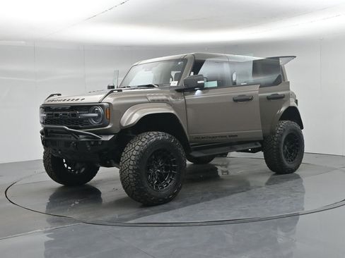 New 2025 Ford Bronco Raptor w/ Interior Carbon Fiber Pack AWD/4WD image 31