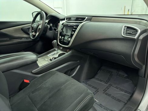 Used 2017 Nissan Murano S image 30