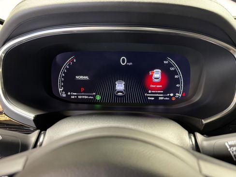 Certified 2023 Acura MDX FWD w/ Technology Package image 20