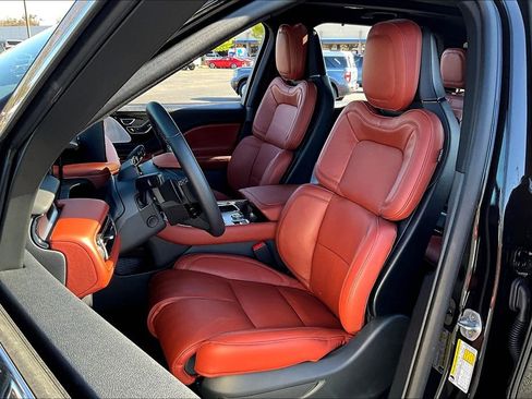 New 2025 Lincoln Aviator Reserve w/ Equipment Group 201A image 9