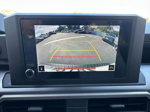 Used 2025 Toyota 4Runner SR5 image 13