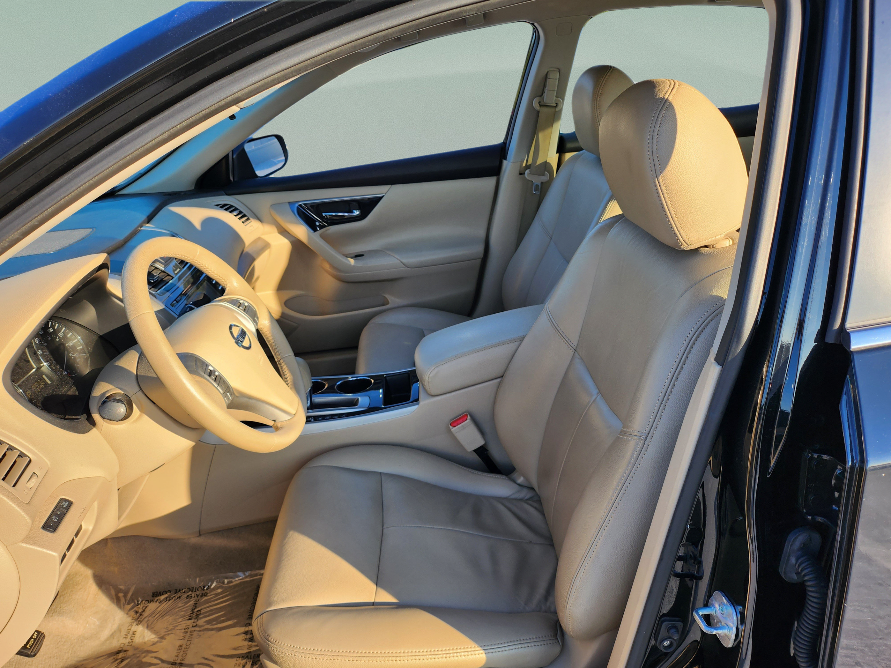 Used 2014 Nissan Altima 2.5 SV FWD image 10