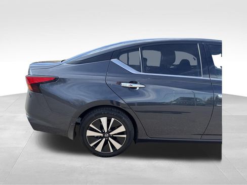 Used 2022 Nissan Altima 2.5 SL FWD image 31