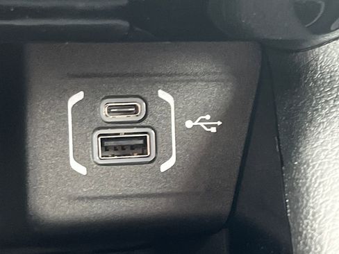 New 2026 Jeep Compass Limited image 11