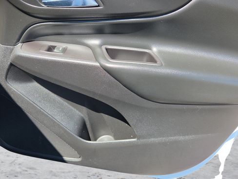 Used 2020 Chevrolet Equinox LT AWD/4WD image 38