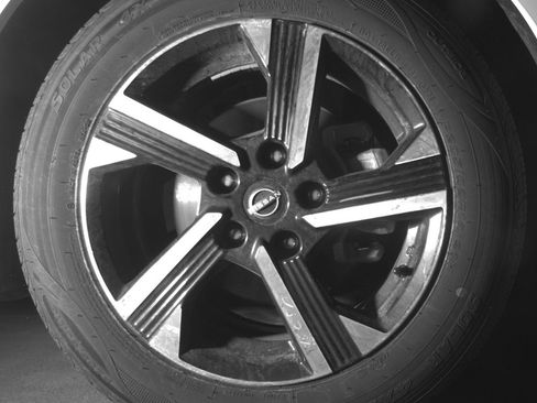 Used 2025 Nissan Sentra SV image 13