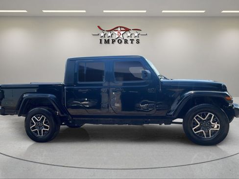 Used 2021 Jeep Gladiator Sport w/ Quick Order Package 24Q 80Th AWD/4WD image 6