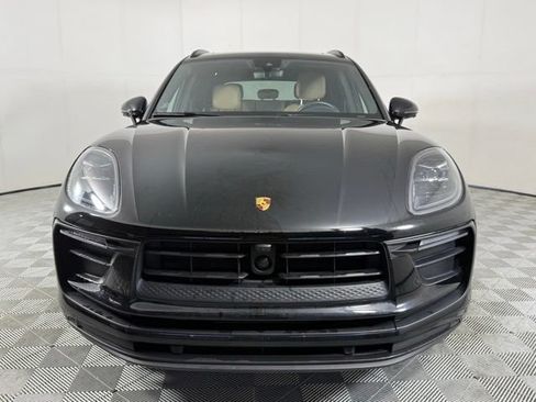 Used 2024 Porsche Macan AWD/4WD image 15