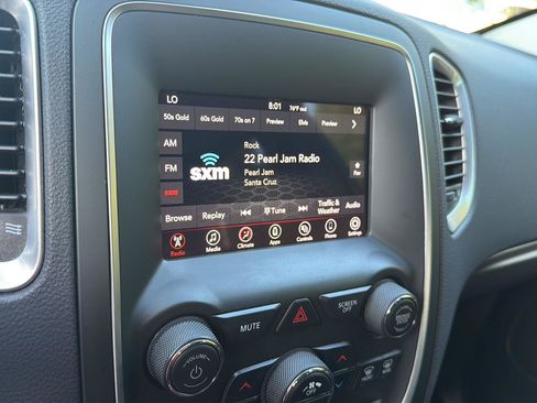 Used 2020 Dodge Durango SXT RWD image 24
