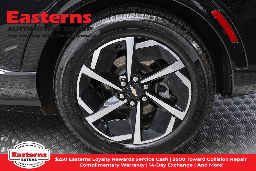 Used 2024 Chevrolet Equinox EV LT w/ LPO, All-Weather Mat Package FWD image 9