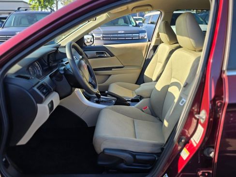 Used 2014 Honda Accord LX image 12