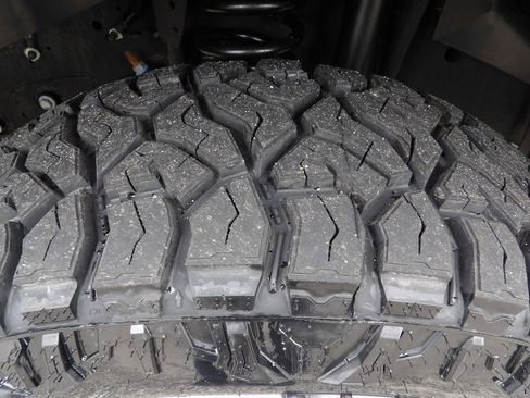 Used 2023 RAM 2500 Tradesman AWD/4WD image 62