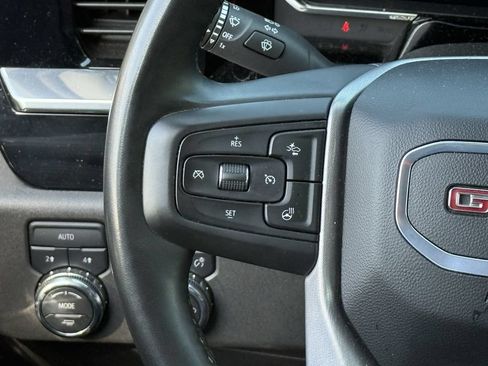 Used 2025 GMC Sierra 1500 SLT AWD/4WD image 13