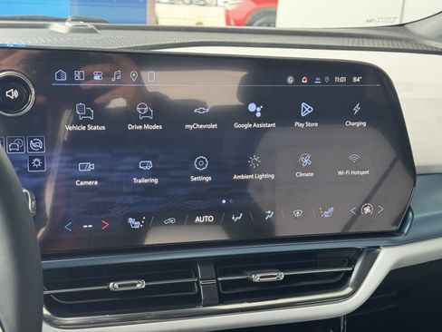 New 2026 Chevrolet Equinox EV LT image 22