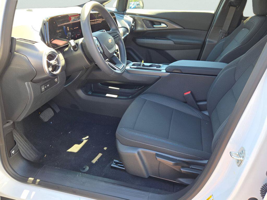 New 2026 Chevrolet Equinox EV LT FWD image 26