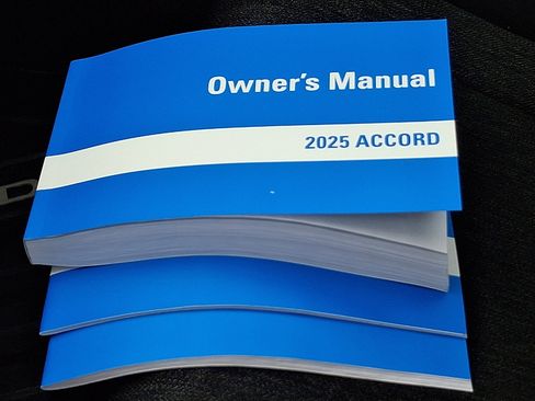 Used 2025 Honda Accord SE image 25