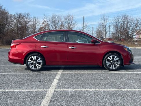 Used 2019 Nissan Sentra SV w/ Special Edition Package image 9