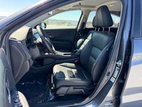 Used 2016 Honda HR-V EX-L image 10
