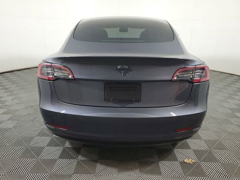 Used 2023 Tesla Model 3 Standard Range image 5