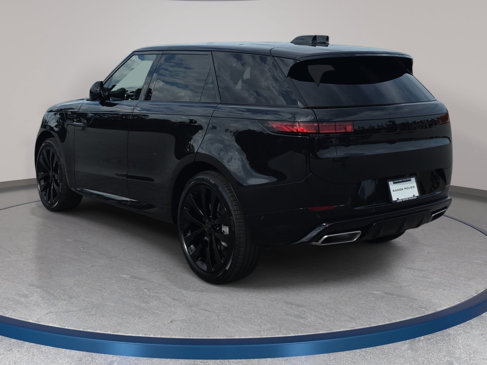 New 2026 Land Rover Range Rover Sport Dynamic SE AWD/4WD image 7
