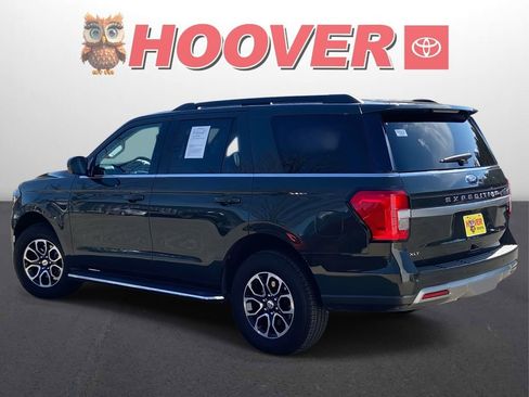 Used 2023 Ford Expedition XLT image 5