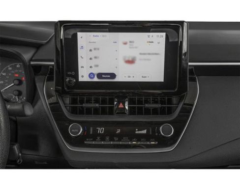 Used 2025 Toyota Corolla LE FWD image 9