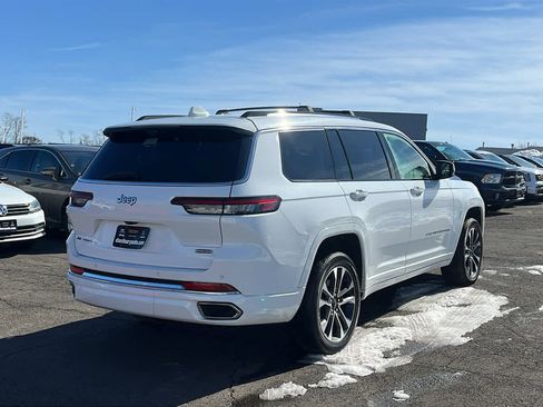 Used 2022 Jeep Grand Cherokee L Overland w/ Luxury Tech Group IV image 5