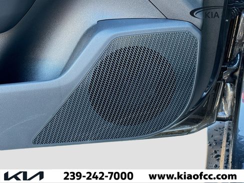 New 2025 Kia K4 LXS image 22