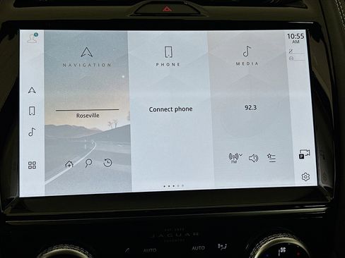 Used 2024 Jaguar E-PACE R-Dynamic SE image 21