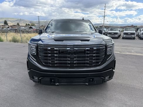 Used 2023 GMC Sierra 1500 Denali Ultimate AWD/4WD image 2