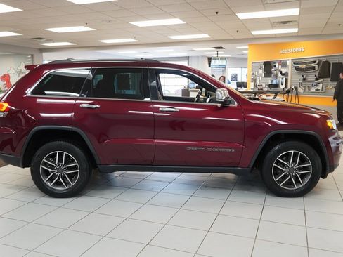 Used 2020 Jeep Grand Cherokee Limited w/ Premium Lighting Group image 14