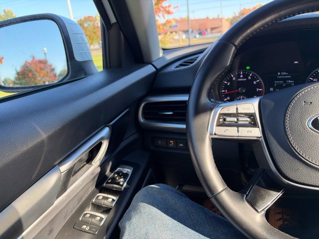 Used 2021 Kia Telluride S FWD image 43