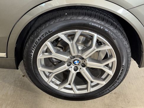 Used 2026 BMW X7 xDrive40i AWD/4WD image 37