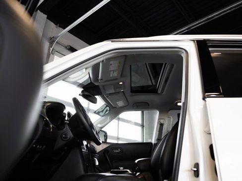 Used 2024 Nissan Armada SL w/ Cargo Package image 8
