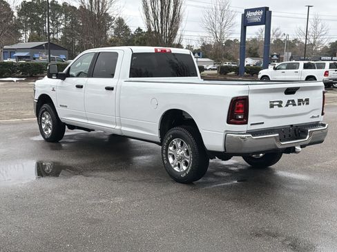 Used 2025 RAM 3500 Big Horn AWD/4WD image 6