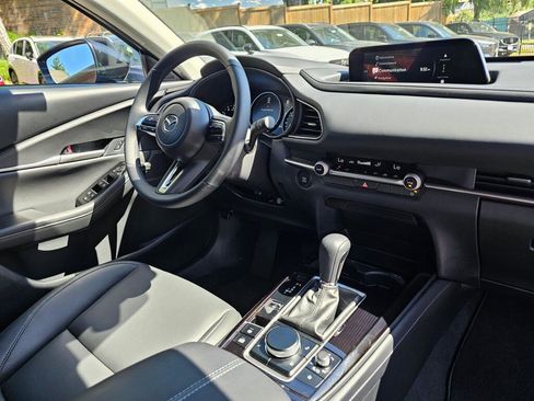 Used 2025 MAZDA CX-30 AWD 2.5 S w/ Select Sport Pkg image 12