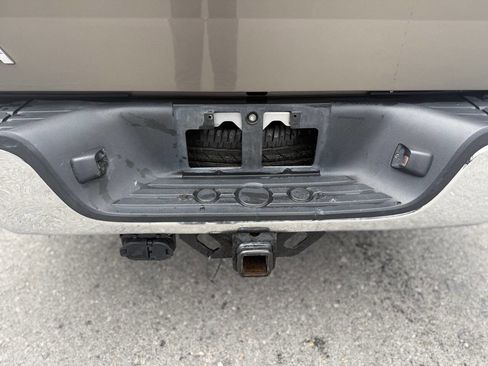 Used 2011 Toyota Tundra 4x4 Double Cab w/ TRD Off-Road Pkg image 18