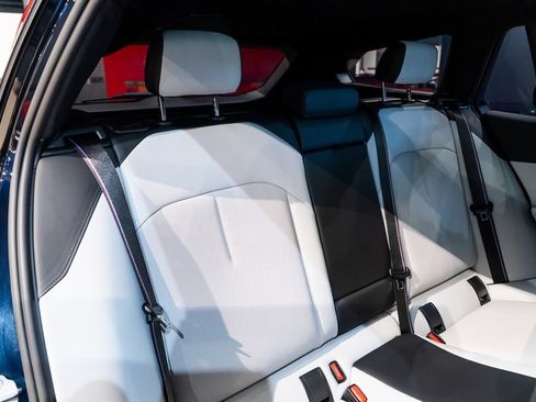 Used 2025 BMW M5 Touring image 37